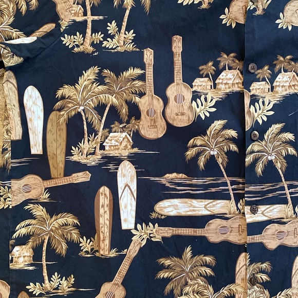 BISHOP ST. ALOHA BUTTON-FRONT HAWAIIAN SHIRT SIZE 4XL - Picture 5 of 8